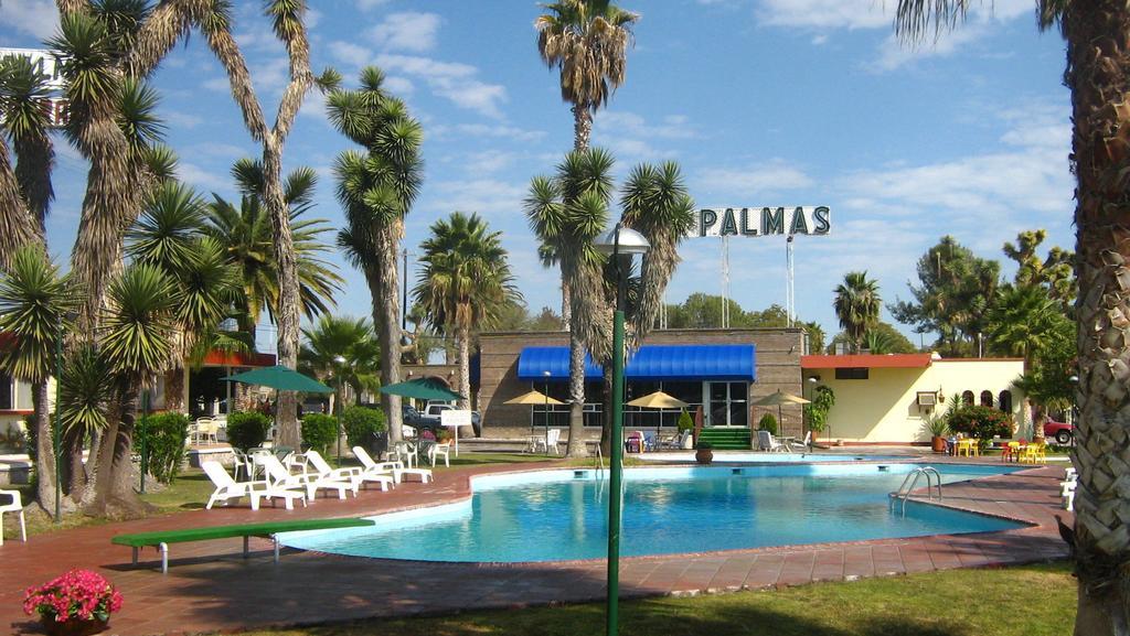 Hotel Las Palmas Midway Inn Matehuala Exteriör bild